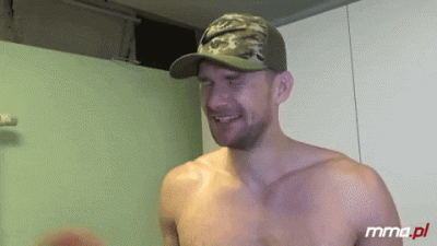 PolakRzeczny - @Slalem: siadaj, dolne kojo twoje. Zaraz coś pokreślimy na kącie