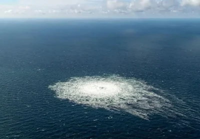 lacuzong-tonda - Czołowi dziennikarze dowiadują się: amerykańskie bombardowanie Nord ...