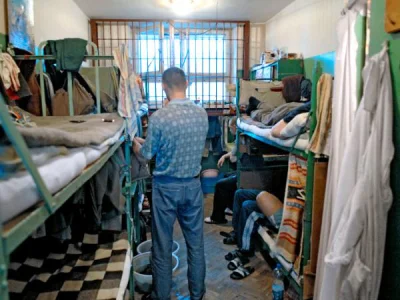 szarekredki - Co wybory lubię patrzeć czy skazańcy z zakładów karnych i aresztów śled...