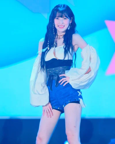 XKHYCCB2dX - #koreanka #arin #ohmygirl