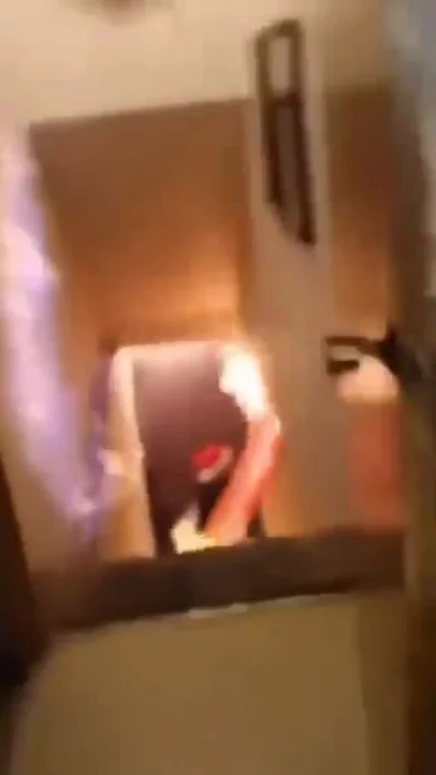 CH3j - https://streamable.com/dl4vm7