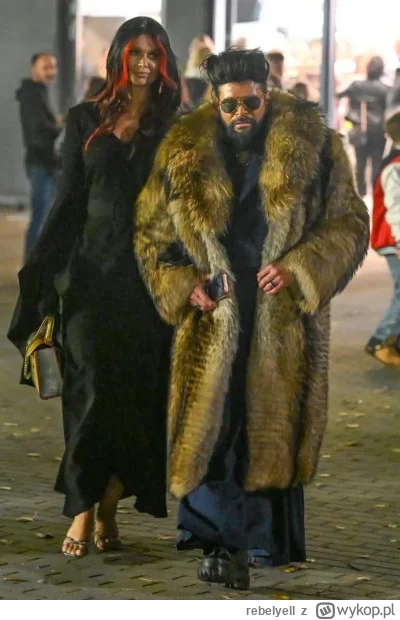 rebelyell - Geralt i Yennefer po roku w Warszawie.
#wiedzmin #seriale