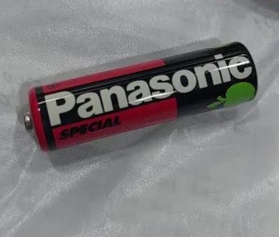 telegazeciarz - Baterie Panasonic. ( ͡° ͜ʖ ͡°) To one zasilały pilot od TV, którym mo...