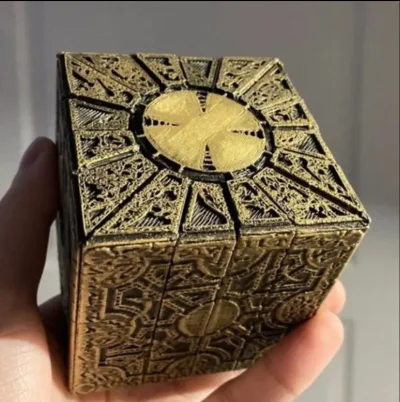 nekoenjoyer - takom dziwnom kostke na strychu u dziadka znalazem