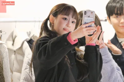 XKHYCCB2dX - #koreanka #chuu #loona