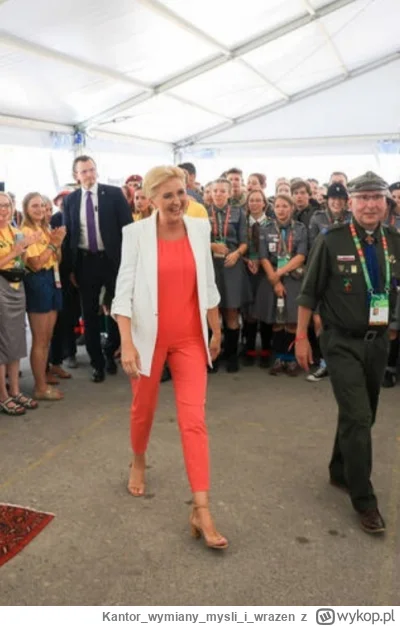 Kantorwymianymysliiwrazen - Koleżanki różowe paski co sądzicie, jakieś skojarzenia?
 ...