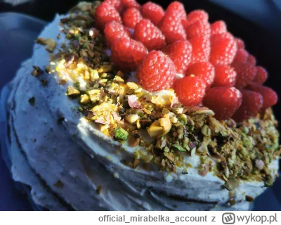 officialmirabelkaaccount - #tort #gotujzwykopem #chwalesie
Mój mąż piecze!
Pistacjowy...