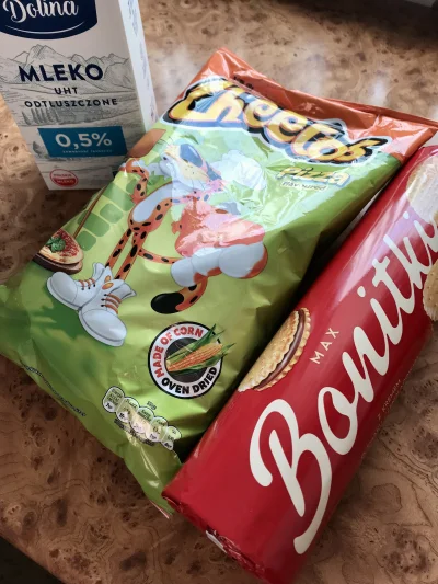 Kulfonix - Byłem w Biedronce ʕ•ᴥ•ʔ

#kulfonix #przegryw