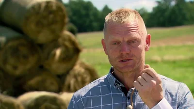 Prison_Break - #rolnikszukazony     Klaudia, znak pokoju.