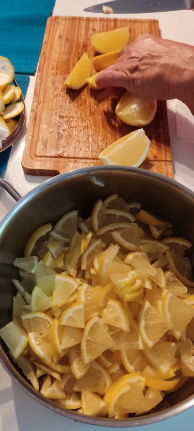 darino - Robimy konfiturę cytrynową ( ͡° ͜ʖ ͡°)
#gotujzwykopem #konfitura