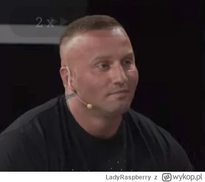 LadyRaspberry - rzuciłbym cię czymś innym, ale nie mogę na kamerach
czym byś mnie rzu...