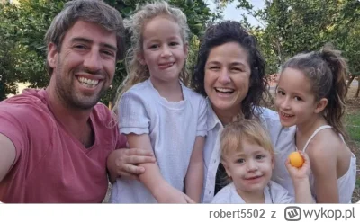 robert5502 - Tamar, Yonatan, ich 6-letnie córki Shahar i Arbel oraz ich 4-letni syn O...