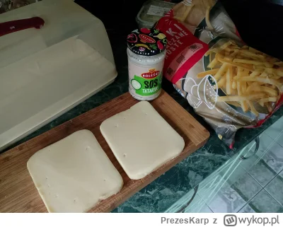 PrezesKarp - Ostatnio jakiś Mirek mi przypomniał o vyprazanym syrze. Nie jadłem chyba...