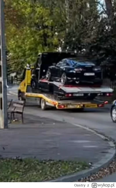 Oastry - Tyle aut do wywiezienia że nie było czasu z lawety zrzucać XD
#budda