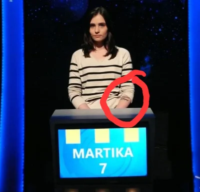 Scyborgizowanazaje_BAZAkwizowa - Pani Martiko, ale żeby podpowiedzi se pisać na ręce?...