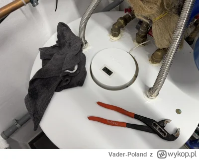 Vader-Poland - Kiedy jest najlepszy moment na wyciek ze zbiornika cwu? Niedziela bo p...