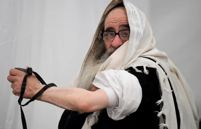 Okajri - @bo-banley: Panie Are-Hosz Eccku, kipp-ecka na głowie musi być! Bo frywolne ...