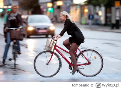 tomosano - Te kobiety w Kopenhadze są jakieś #!$%@?, jeżdżą w szpilkach na rowerze ( ...