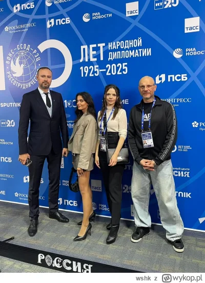 wshk - Takie tam ze spędu w Moskwie:

Bartosz Bekier
Michalina Bekier
Aleksandra Golu...