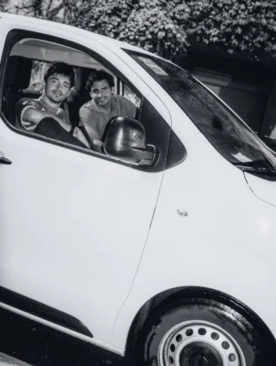 UsmiechnietyAnon - #f1 #heheszki
KTOKOLWIEK WIDZIAŁ, KTOKOLWIEK WIE!!!
Wynająłem ekip...