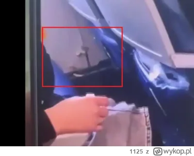 1125 - @1125: oraz poszarpane odłamkami - fotele