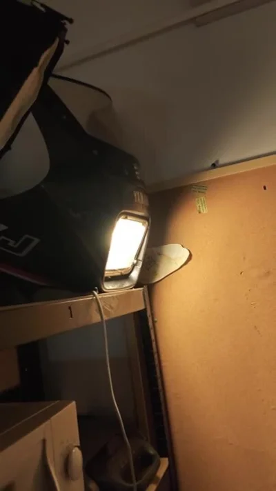 bkwas - Pozdrawiam z nowej pracowni którą udało się wynająć 5 dni po tym jak skończył...