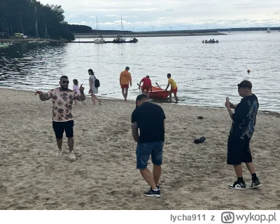 lycha911 - @MaszBaboTalerz dziś nagrywał teledysk na zalewie sulejowskim