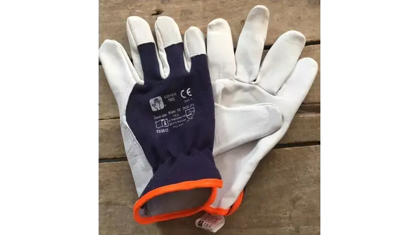 b.....o - @Uri_: nie kupuję takich za często, ale jak chodzi o wygodę w pracy przez c...