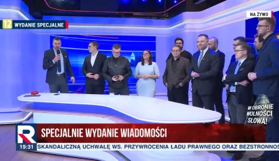 SmakoszKotow - ale ekipę żeście zmontowali
#tvrepublika #tvpis #bekazpisu