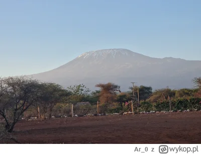Ar_0 - Góra Kilimandżaro (5895 m n.p.m.) na granicy Kenii i Tanzanii. Robi wrażenie

...