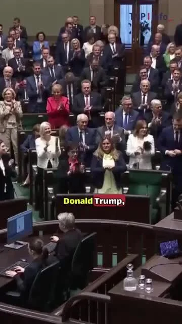 washington - @nonOfUsAreFree: brawo!