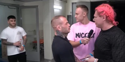 L0giczna - #famemma Kiedy wchodzisz do szkolnej toalety a tam starszaki palą p-------...