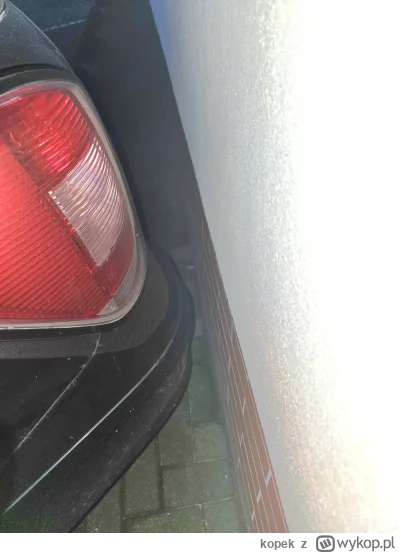 kopek - Tak się parkuje bez czujników parkowania xd