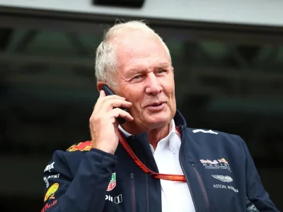 john-eek - #f1 

Tsunami na wylocie.
 No weź. Ja mam jedno oko, ty masz jedno renkę. ...