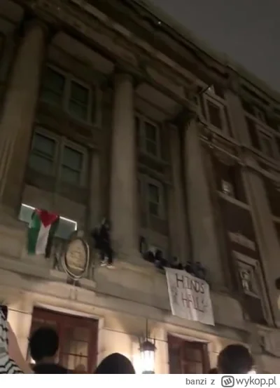 banzi - Pro-palestyńscy studenci okupują kolejne budynki uniwersytetu Columbia. Spójr...