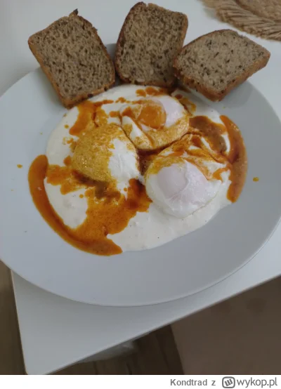 Kondtrad - #gotujzwykopem j---a na jogurcie z czosnkiem, polane masłem z chili