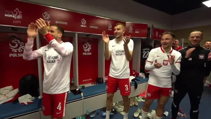 Mlody_pelikan - #mecz Ale po takim meczu to chyba należy się 
PREMIA, PREMIA