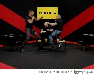 Kierownik_wodopoju87 - Kiedy gracie z kumplem w UFC pierwszy raz i nie wiecie którymi...