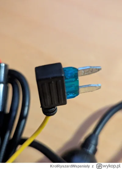 KrolRyszardWspanialy - Kupiłem sobie wideorejestrator z hardwirem i czy mogę to podłą...