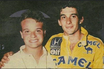 ntdc - Najlepszy kierowca w historii #f1 - a obok -  Ayrton Senna.
Rubens do zakoli m...