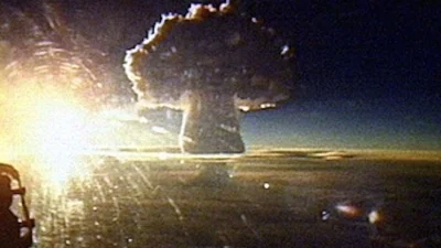 ApuApustaja - Pamiętajmy że żyjemy w okresie gdzie ryzyko użycia broni jądrowej w nas...