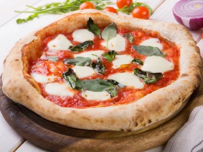 teslamodels - Zjadłem sobie pizze z Włoch oczywiście mrożona ale co zwróciło moją uwa...