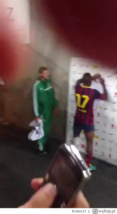 Kriten33 - Ciekawe czy dzisiaj poprosi kogoś o koszulkę
#mecz