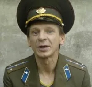 BobrowieckiHuop - @MakiawelicznyAltruista ooo patrzcie, on majorem chciał być. Śmiech...