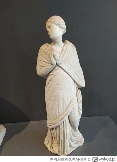 IMPERIUMROMANUM - Rzeźba marmurowa ukazująca muzę Erato

Rzeźba marmurowa ukazująca m...