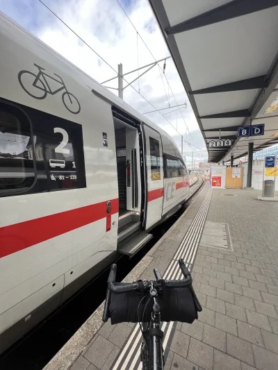 Drzamich - @sargento: Berlin - Warszawa Express do Berlina, a z Berlina ICE w kierunk...