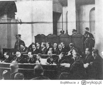 BojWhucie - 26 października 1931 przed sądem w Warszawie rozpoczął się proces brzeski...