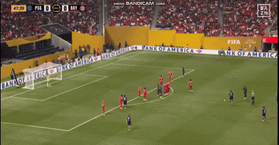 uncle_freddie - Subtelny zapach ekstraklasy, czyli fenomenalny rzut wolny w wykonaniu...