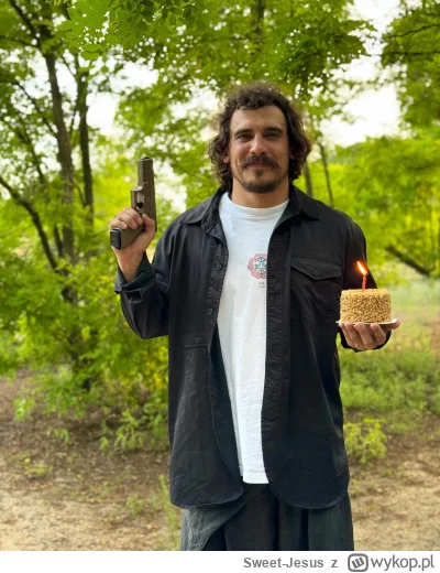 Sweet-Jesus - Igor „Yankee” Jankow znany również pod pseudonimem Igor Noman, to biało...