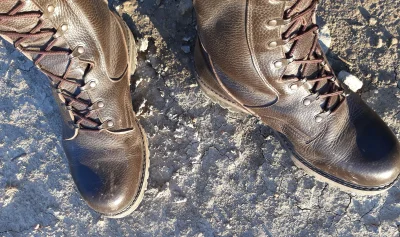 Bagnetemmoimfrancuskim - #przegryw 
Taki huopski obuw se. Podoba się dla nich czy nie...